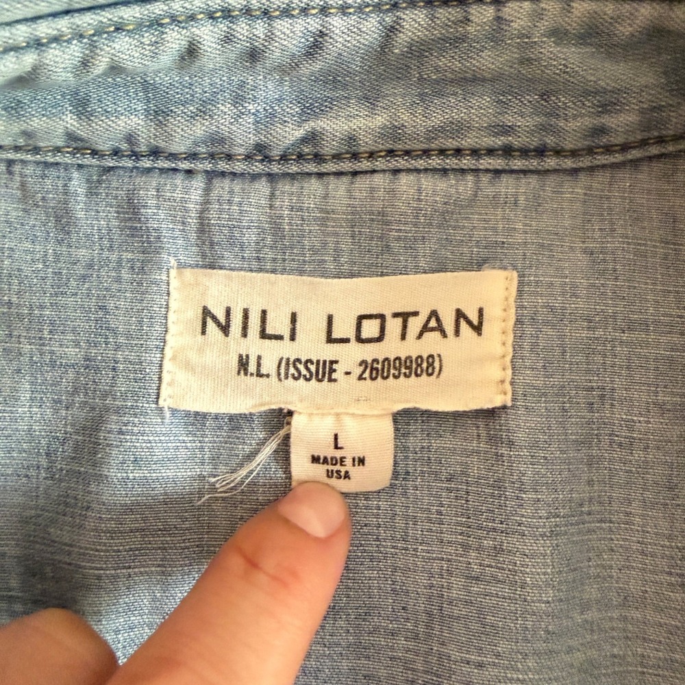 Nili Lotan Travis Denim Shirt Snap Button Light Wash Large Excellent - Picture 2 of 8